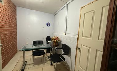 CASA DE DOS NIVELES ARRIENDO Barrio quirinal