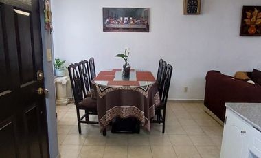 VENDO CASA DE 4 RECAMARAS