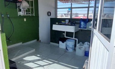 VENDO CASA DE 4 RECAMARAS