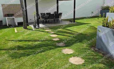 Departamento en renta amueblado cerca de Av del Sol y la luna con alberca y seguridad