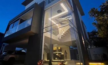 CASA ARRIENDO LA CAROLINA