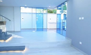 CASA ARRIENDO LA CAROLINA