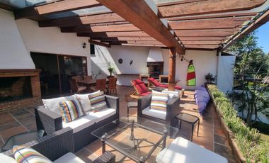 CASA FUNCIONAL Y PRÁCTICA EN VENTA, CENTRO DE AVANDARO