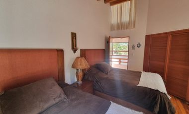 CASA FUNCIONAL Y PRÁCTICA EN VENTA, CENTRO DE AVANDARO