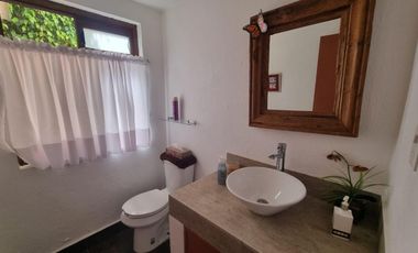 CASA FUNCIONAL Y PRÁCTICA EN VENTA, CENTRO DE AVANDARO