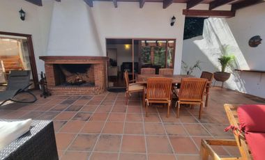 CASA FUNCIONAL Y PRÁCTICA EN VENTA, CENTRO DE AVANDARO