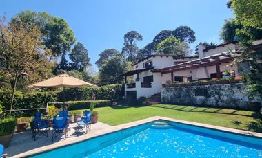 CASA FUNCIONAL Y PRÁCTICA EN VENTA, CENTRO DE AVANDARO