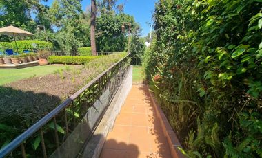 CASA FUNCIONAL Y PRÁCTICA EN VENTA, CENTRO DE AVANDARO