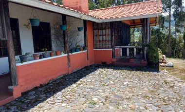 Venta Terreno campestre, ubicación a 10' de Cayambe, Ecuador
