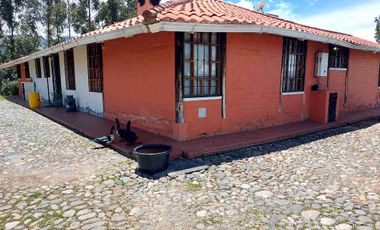Venta Terreno campestre, ubicación a 10' de Cayambe, Ecuador
