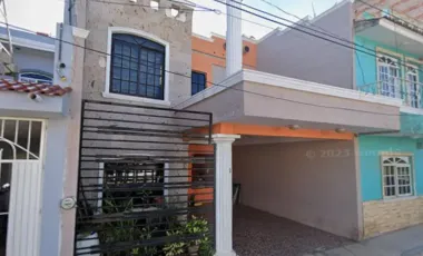 CASA EN COLINDE, ZAPOLITIC, JALISCO. REMATE ADJUDICADO