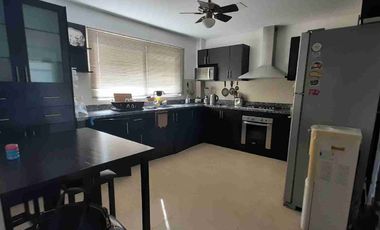 Samborondón sector UESS departamento en venta