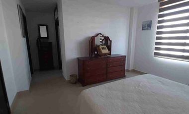 Samborondón sector UESS departamento en venta