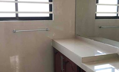 Residencia en Renta en Privado – Lomas de las Américas Norte