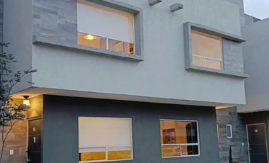 CASA EN REMATE EXCELENTES AMENIDADES UBICASION APARTA CON RECURSOS PROPIOS UNICA OPORTUNIDAD!Hacienda las Rosas, Cuautitlán