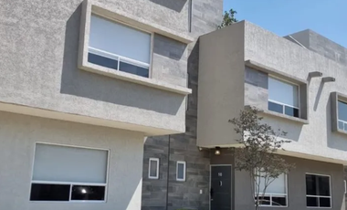 CASA EN REMATE EXCELENTES AMENIDADES UBICASION APARTA CON RECURSOS PROPIOS UNICA OPORTUNIDAD!Hacienda las Rosas, Cuautitlán