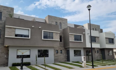 CASA EN REMATE EXCELENTES AMENIDADES UBICASION APARTA CON RECURSOS PROPIOS UNICA OPORTUNIDAD!Hacienda las Rosas, Cuautitlán
