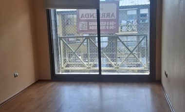 Lindo departamento de 2 dormitorios en Condominio con estacionamiento y bajos gastos comunes