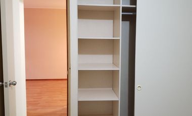 Lindo departamento de 2 dormitorios en Condominio con estacionamiento y bajos gastos comunes