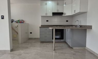 ARRIENDO APARTA ESTUDIO LLERAS