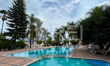 CASA EN RENTA CONDOMINIO NUEVO CHAPALA