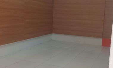 Local en renta, República del Salvador, esquina Simón Bolivar