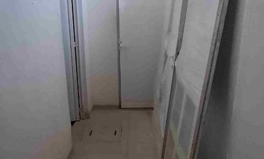 VENDO PROPIEDAD PARA INVERCIONISTA CON TRES DEPARTAMENTOS Y CUATRO LOCALES COMECIALES