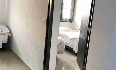 VENDO PROPIEDAD PARA INVERCIONISTA CON TRES DEPARTAMENTOS Y CUATRO LOCALES COMECIALES