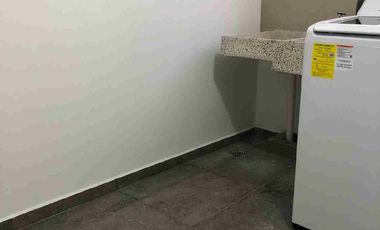 VENDO PROPIEDAD PARA INVERCIONISTA CON TRES DEPARTAMENTOS Y CUATRO LOCALES COMECIALES