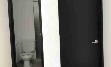 VENDO PROPIEDAD PARA INVERCIONISTA CON TRES DEPARTAMENTOS Y CUATRO LOCALES COMECIALES