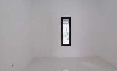 Disewakan Rumah Siap Huni 1 Lantai Luas 160  di Pesanggrahan, Jakarta Selatan (Im)