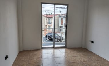 Casa de alquiler en la Urbanización Metrópolis 2, ave Narcisa de Jesús.