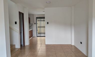 Casa de alquiler en la Urbanización Metrópolis 2, ave Narcisa de Jesús.