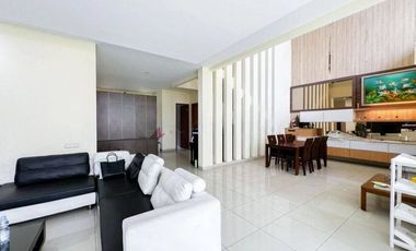 RUMAH MEWAH CLUSTER EKSLUSIF LINGKUNGAN ASRI NYAMAN DI TAMAN KOPO INDAH 3 TKI3 BANDUNG