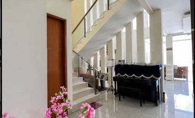 RUMAH MEWAH CLUSTER EKSLUSIF LINGKUNGAN ASRI NYAMAN DI TAMAN KOPO INDAH 3 TKI3 BANDUNG