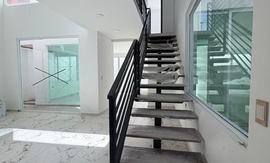 EXCELENTE VIVIENDA RESIDENCIAL ACUITLAPILCO, TLAXCALA