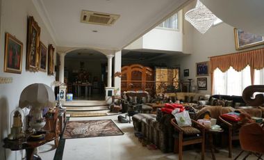 RUMAH DIJUAL DI KUNINGAN SETIABUDI DALAM CLUSTER FASILITAS PRIVATE POOL