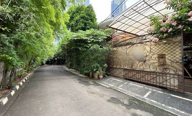 RUMAH DIJUAL DI KUNINGAN SETIABUDI DALAM CLUSTER FASILITAS PRIVATE POOL