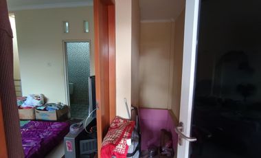 Ruko di Ciracas, Jakarta Timur.