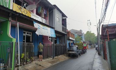 Ruko di Ciracas, Jakarta Timur.