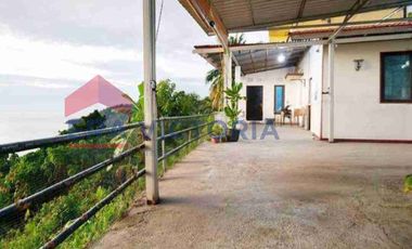 Rumah dengan Panorama Laut dan Perbukitan, Cocok untuk Homestay dekat Batu Malin Kundang Padang