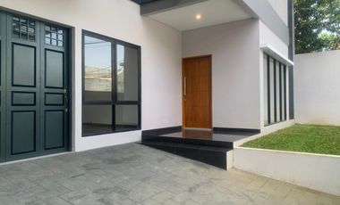 RUMAH BARU MEWAH LINGKUNGAN ASRI NYAMAN SIAP HUNI DI CIPAGANTI BANDUNG