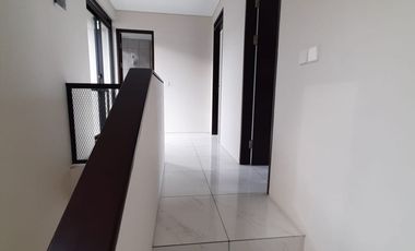 RUMAH BARU 2 LANTAI LINGKUNGAN NYAMAN DEKAT IKEA, WOOSH, SEKOLAH CBCS, BAIS, RUMAH SAKIT DI TATAR SIMAKIRANA KOTA BARU PARAHYANGAN KBP BANDUNG