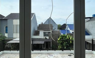 Disewakan Rumah Siap Huni 3KT Lingkungan Nyaman di Bintaro Sektor 9, Tangerang Selatan (Im)