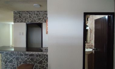 Casa renovada en venta, Los Esteros