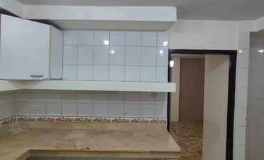 Casa renovada en venta, Los Esteros