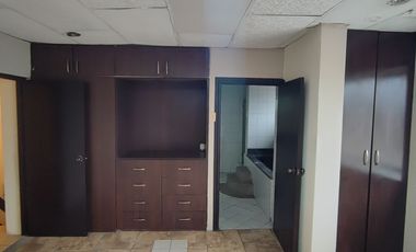 Casa renovada en venta, Los Esteros