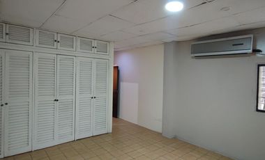 Casa renovada en venta, Los Esteros