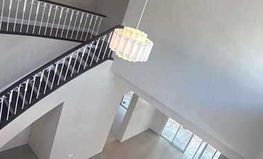 Townhouse FOR LEASE