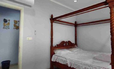 Rumah Amanda full furnish KT 3 dan KM 2 muat 2 mobil (carport dan garasi)